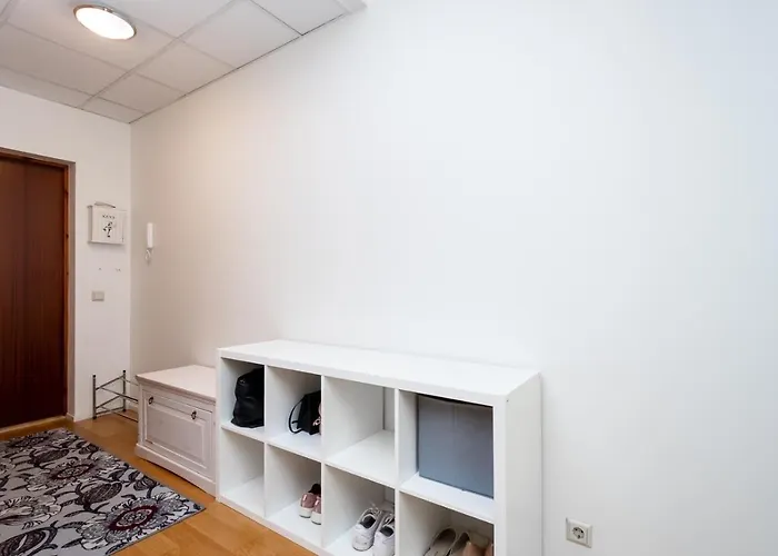 двухкомнатная в центре города Apartman *