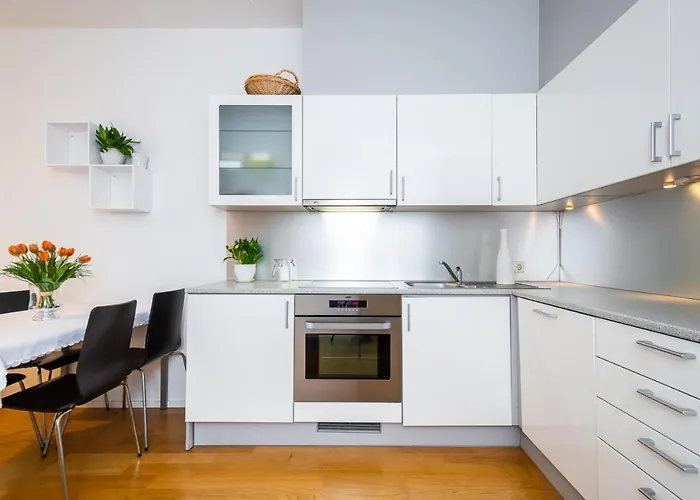 двухкомнатная в центре города Ταλίν